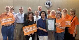 Carousel image b1d6dacd344068101636 moms demand action