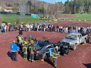Carousel image ddc81d965a1dcf4fe16e mock crash