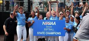 Carousel image e0b35eb5b19467f63a34 msd v donovan catholic 6.11.25 look back trophy 1