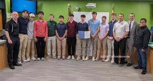 Carousel image be67c6610bdf47f0ce97 mths boys basketball team