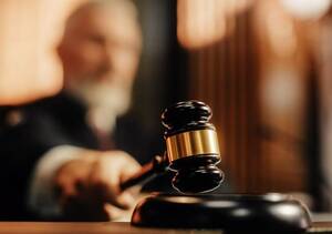 Carousel image 303b0e 