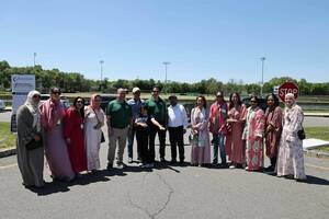 Carousel image a3a0a9b8765f3c91f07b muslim day 1
