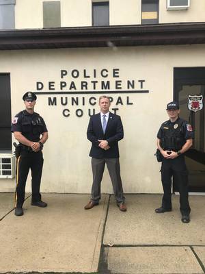 Carousel_image_1b809313e32098c80d09_new_uniform_picture_9-2020