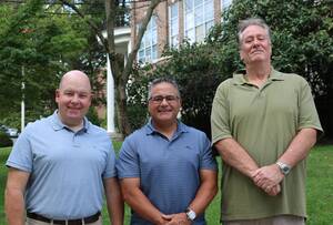 Carousel image 8627a1 estfield schools security officers