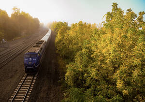 Carousel image abda0a96279774353b3f new train photo
