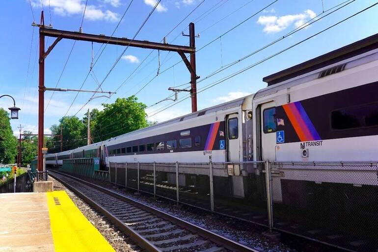 governor-gives-nj-transit-commuters-a-week-of-free-rides-woodbridge-carteret-nj-news-tapinto-tapinto
