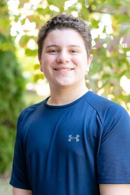 Carousel image 44137c096986b76962e4 noah kennedyad  1 