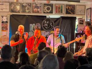 Carousel image 80805acce7684f7ca334 no surrender concert 1