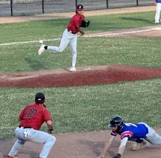 Carousel image 78e8b9b0bb0aec4b10b4 oilers pitcher adam martin attempts to pick out steamers third baseman markus brehm.