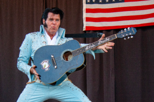 Carousel image fca7ba2f7770cd140ffe oldies elvis 6119