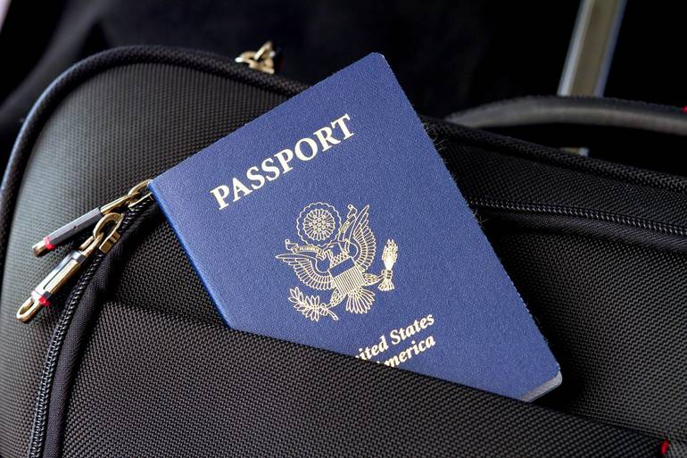 passport-2642172_1920.jpg