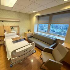 Carousel image clone 1675753 678eb34a82a38b34164d patientroom