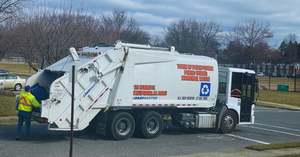 Carousel image 3af60fbf109a3d9965fc pburgtrashtruck