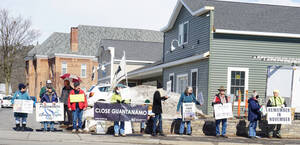 Carousel image a4a2916c6c7e21a0ac10 peacemakers of schoharie county photo