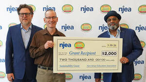 Carousel image ade68ffbbede3ec561ff peter grant award