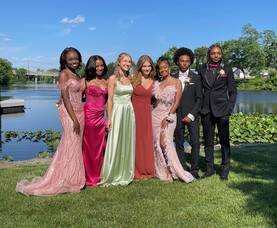 Carousel image 0df88d70f8e35f1210c2 phs senior prom night 2024