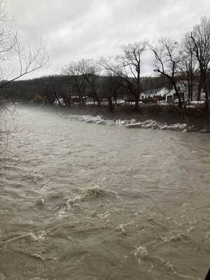 Carousel image 6426c7abfdf07a79548f photo   central bridge