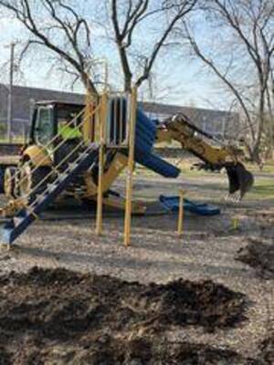 Carousel image 78b1bf37007d3e94b856 playground3