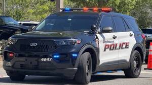 Carousel image 62753aa6f83c6d46ec79 police car 1