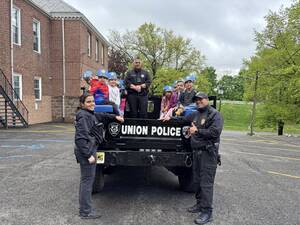 Carousel image b25e95d8afbfa53c17ff police visit 2026 pre k