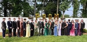 Carousel image 063723d104c3bc7fb204 prom 2025 myrland cisneros 13