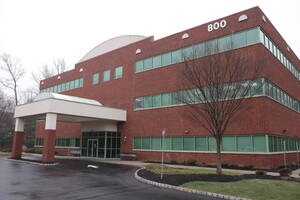 Carousel image b637f547a7efb74ffda2 r6  6065