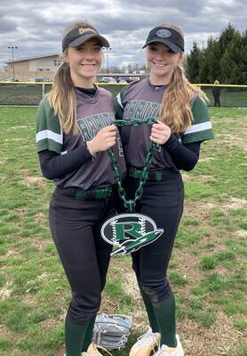 Carousel image 161f510043c288ff56f7 raritan softball delmaisto fleming