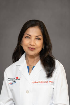 Carousel image clone 1713812 4f98f6e1813979c11341 rachanakulkarniheadshot