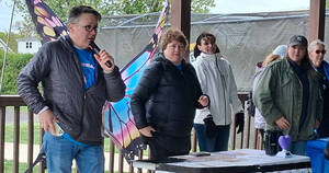 Carousel image 1c02e60cbf04eb56aad7 resizeplus inaugural team vivian walk   02