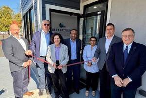 Carousel image 1cf786a158a7eab9d26a refelctions medical spa