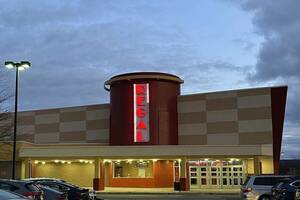 Carousel image 2b5d6cd5e1b0e140d460 regal phillipsburg2