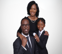 Carousel image 7f1cb9303440aaa5b786 revpastor first family cropped