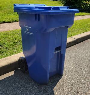 Carousel image c07ac9615ce02ec9df82 recycling bin 1
