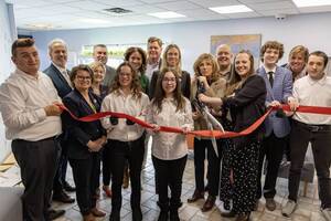 Carousel image 88e23bba2b0045f707db ribbon cutting for cat
