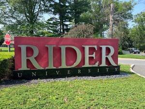 Carousel image 8bdb37 ider niversity ign