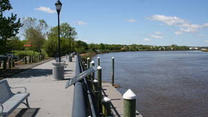 Carousel image a90db956fa6536546bad river rd