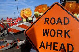 Carousel image b87b9e2950e99f6e61c2 road work01