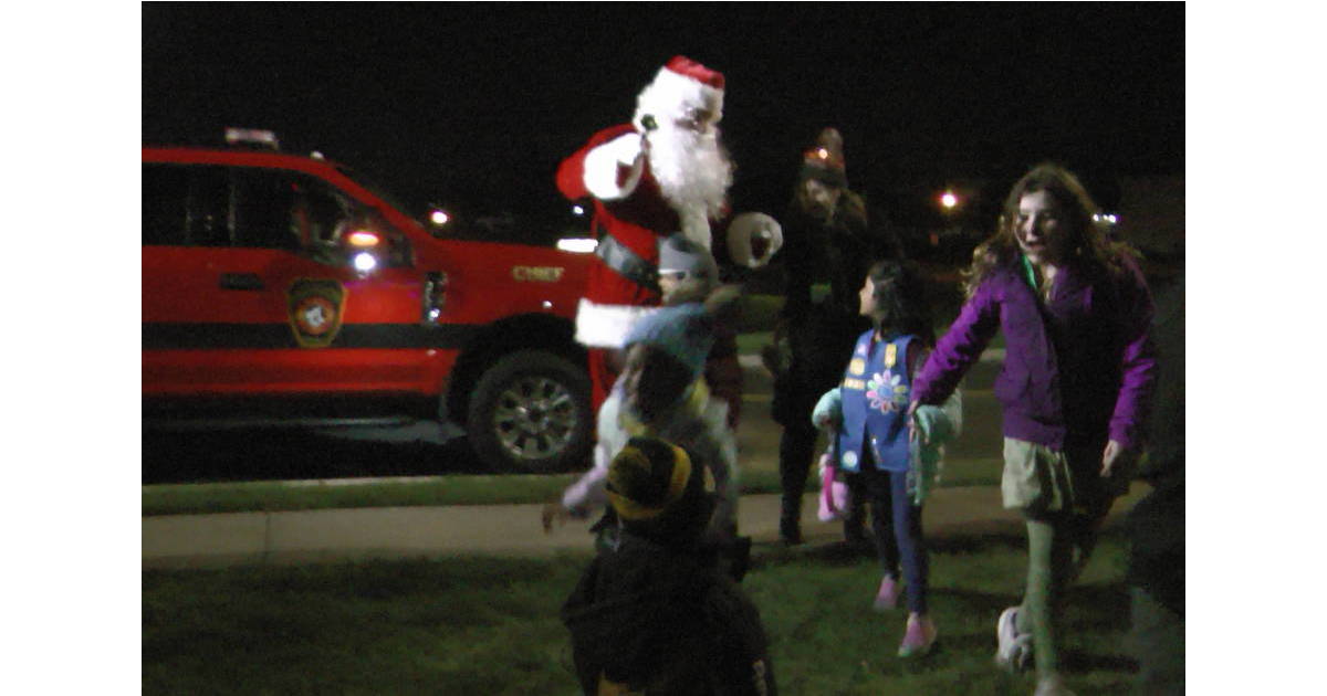 Piscataway Families Gather for Township’s Annual Holiday Tree Lighting