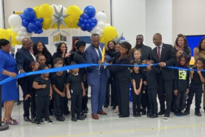 Carousel image 59e45866feef4dd0bae3 sankofa ribbon cutting