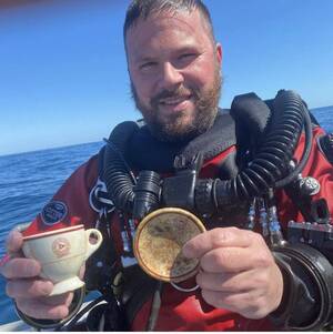 Carousel image 96c520898de56ecf2663 salvage diver richard simon discovered  the wreck of the submarine defender a
