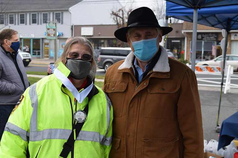 Scotch Plains Mayor Al Smith Hands Out Mayor's Wellness Medals