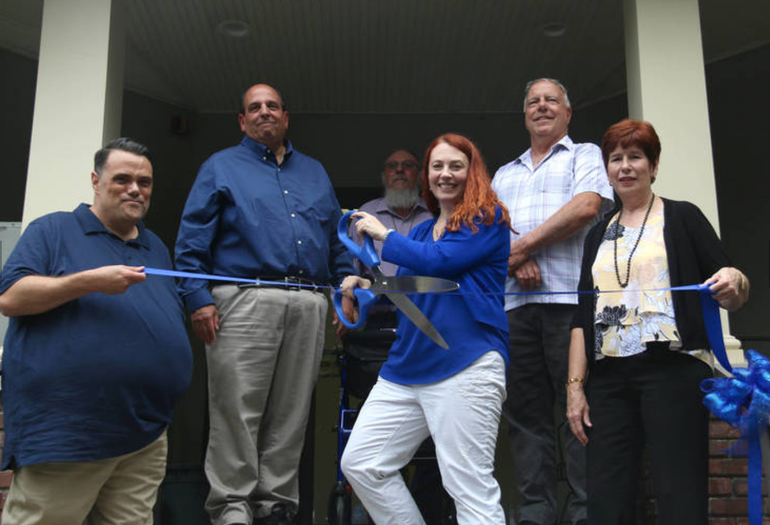 Plainfield Profile: Tamara Robb Takes Digital World by Storm - TAPinto