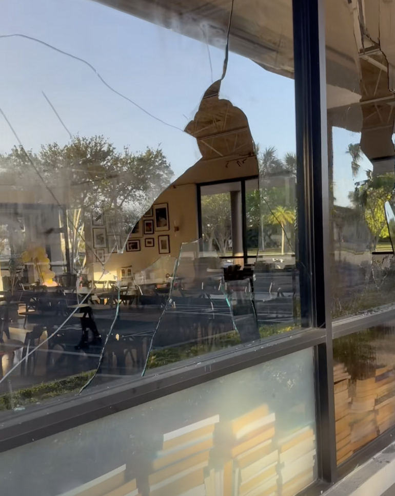 10 Windows Smashed at Popular Coral Springs Greek Restaurant in Weekend Vandalism