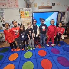 Carousel image 3cb6a4b4b1f5a1795241 schoolspirit