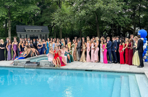 Carousel image 3e3f39d6c1ca1fdcbb59 scotch plains fanwood senior prom 27