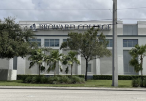 Carousel image 6777f2 roward ollege s orth ampus in oconut reek