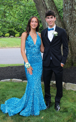 Carousel image 97fc4624422cb79a5f93 scotch plains fanwood senior prom 58