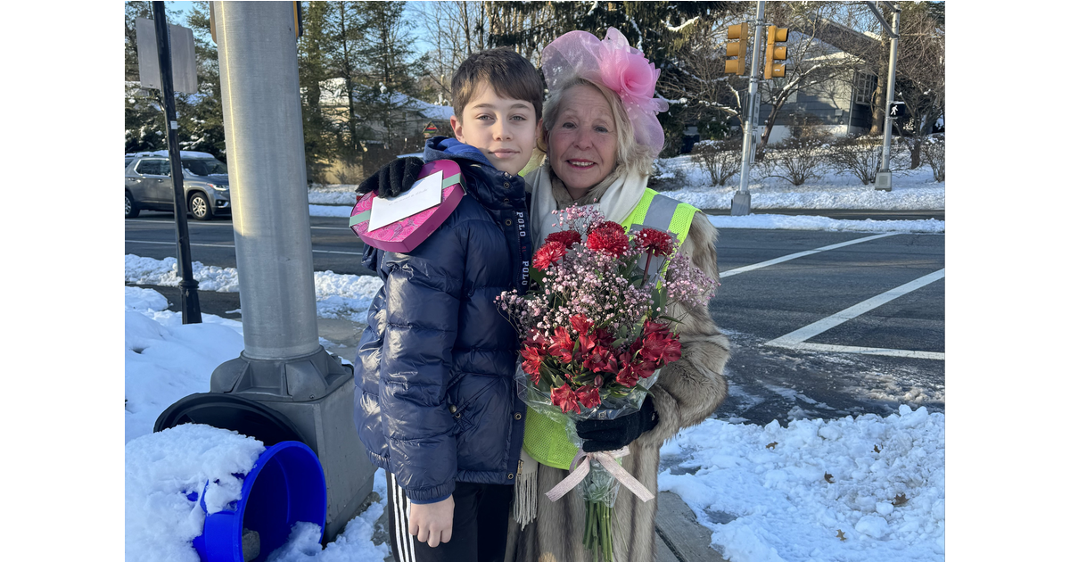 Amazon Offers Many Unique And Affordable Valentine's Day Gifts: Complete Guide & Key Details