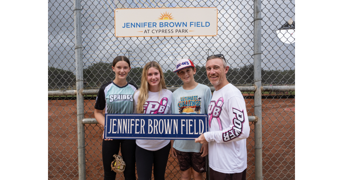 Two Beloved Coral Springs Volunteers Honored at Cypress Park During Youth Softball Ceremony
