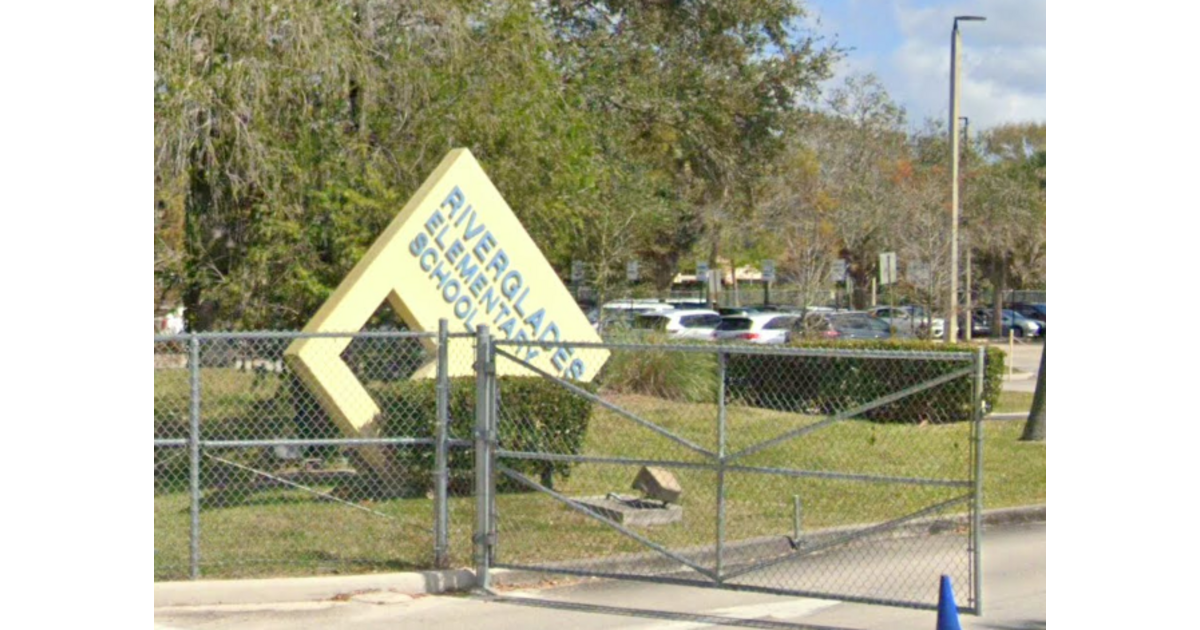 Riverglades Begins School Day on Friday Without Power Parkland, FL